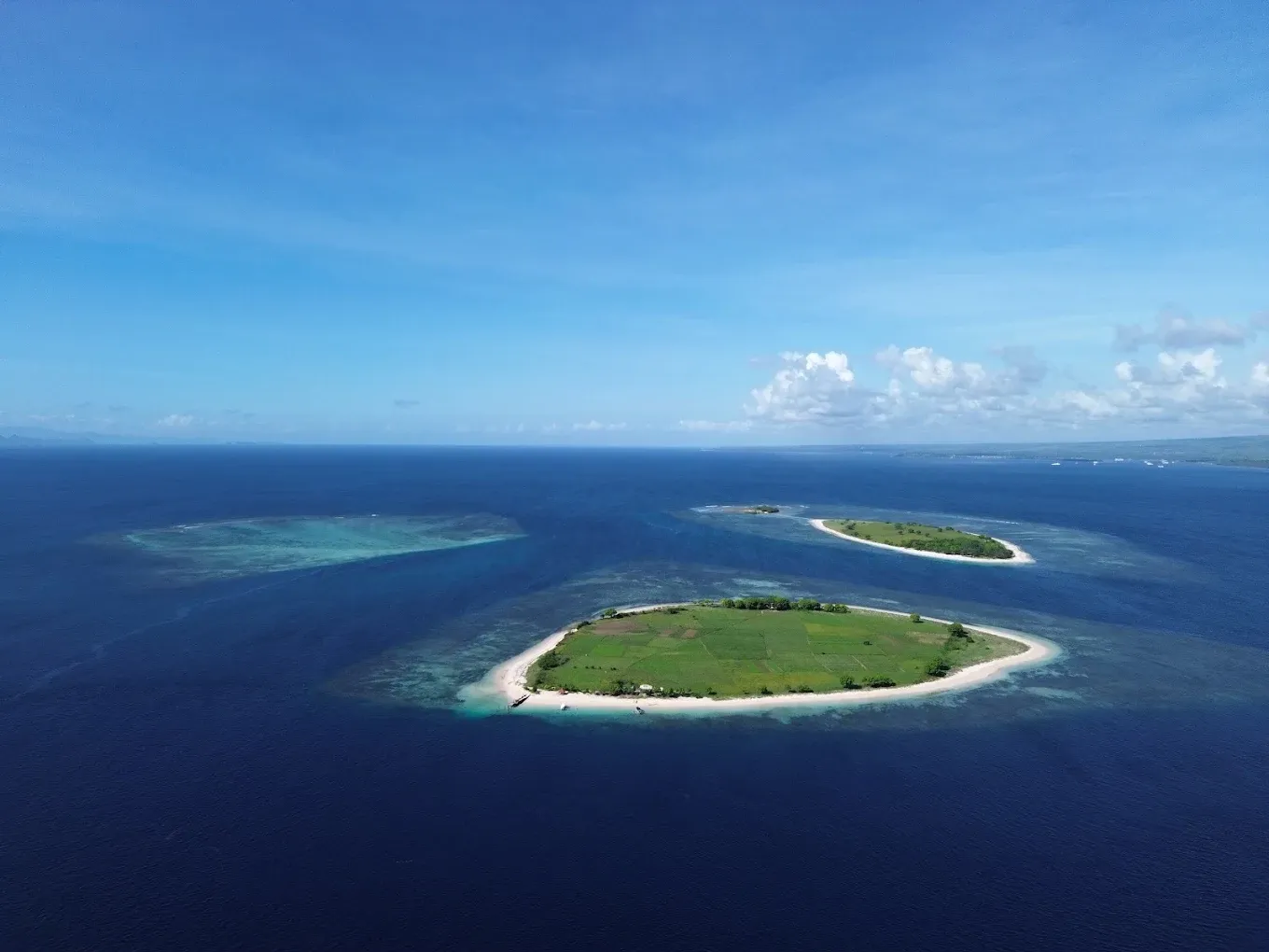 Gili Kondo Island Hopping, Snorkeling & Mangrove Tour